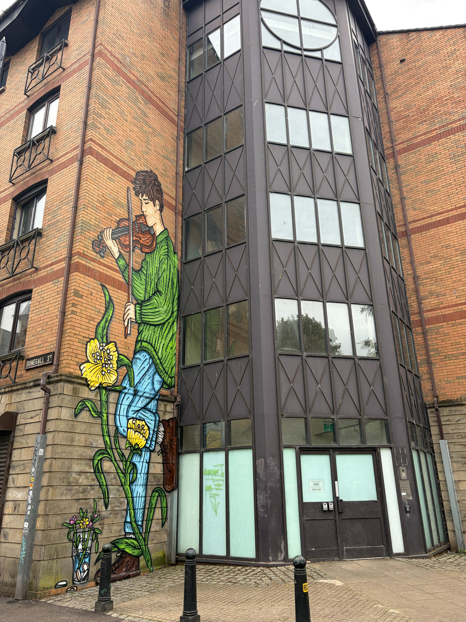 murals in belfast 2026